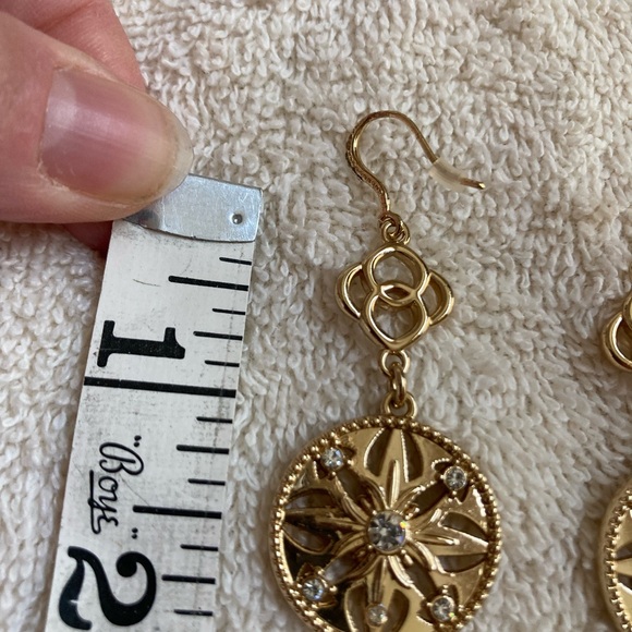 Lovely gold dangle earrings with crystal accents. Excellent condition. - Picture 4 of 5